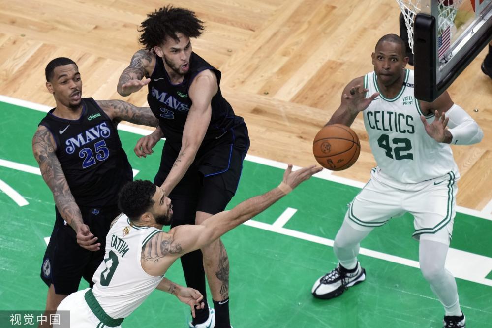 亚洲防线屡 亚洲防线屡