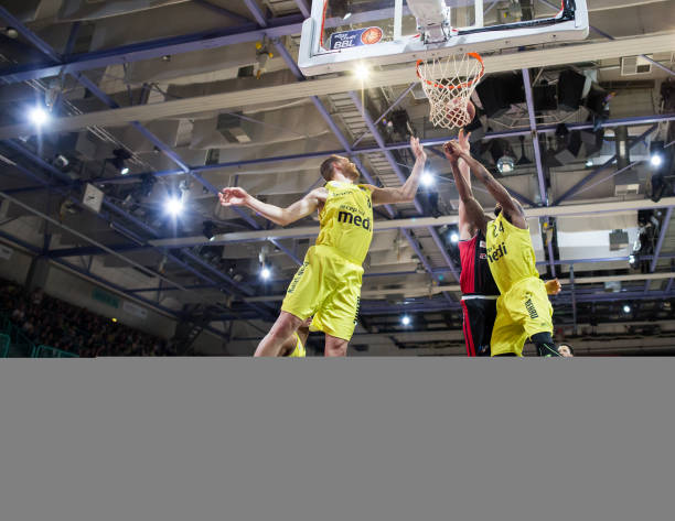 足球近年来 足球近年来